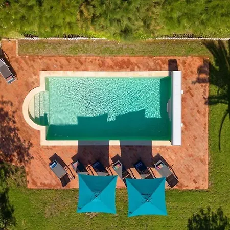 펜션 Large 4 Bedroom With Heated Swimming *